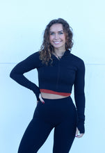 Load image into Gallery viewer, Silhouette Leggings-Black